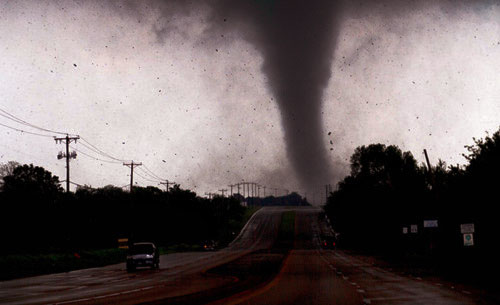 120404-Tornado-in-Dallas