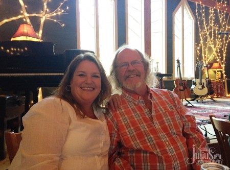 Carole-and-dale-at-smac-for-carole-knits-450x333