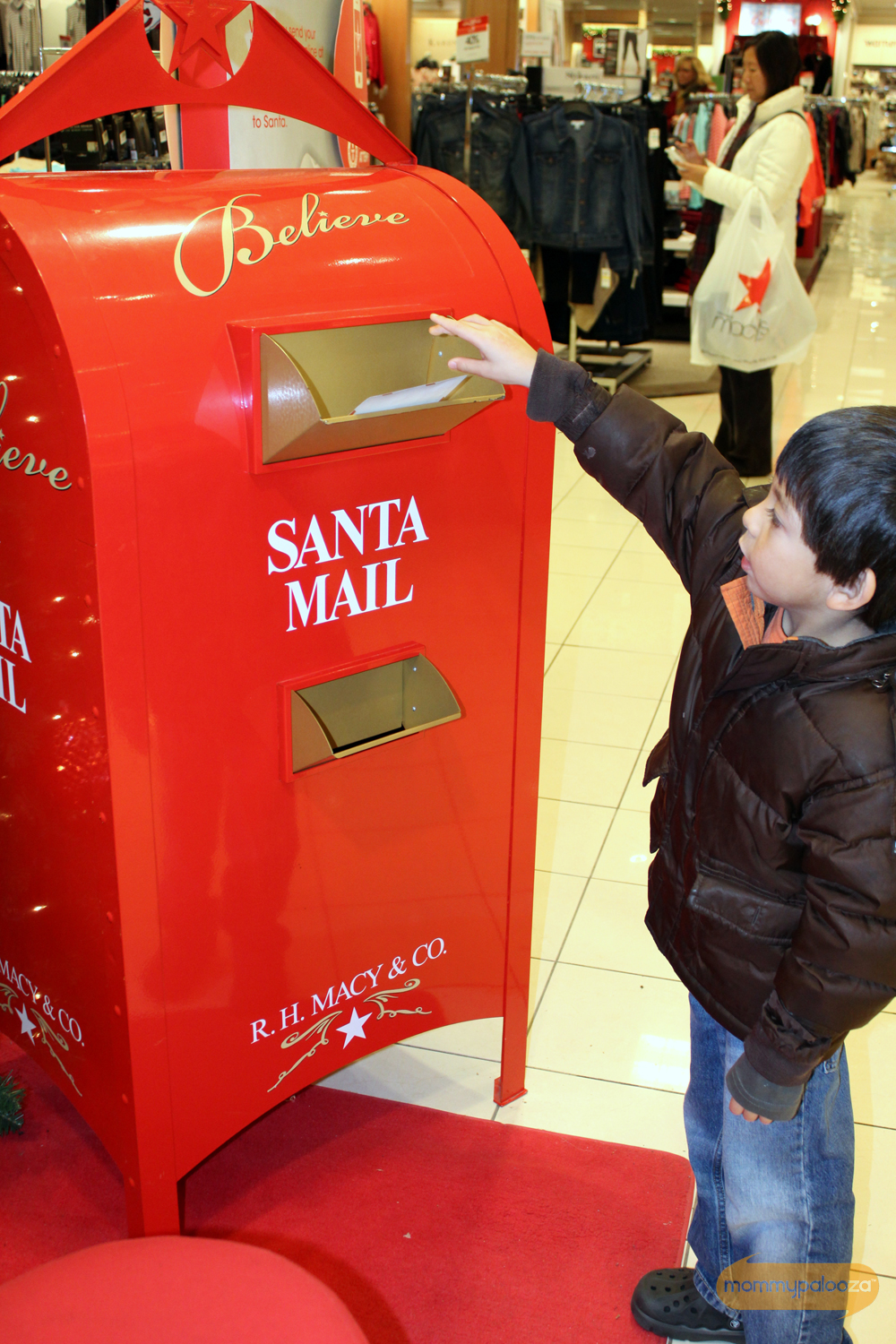 Write a Letter to Santa Claus and Macy's will donate $1 to Make-A-Wish, up to $1 million dollars!