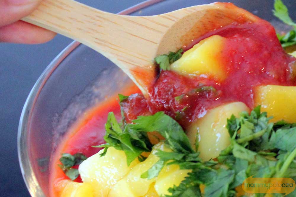 Easy 2-Minute Mango Salsa Appetizer Recipe by Mommypalooza
