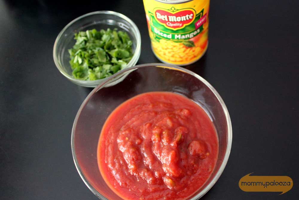 Easy 2-Minute Mango Salsa Appetizer Recipe by Mommypalooza