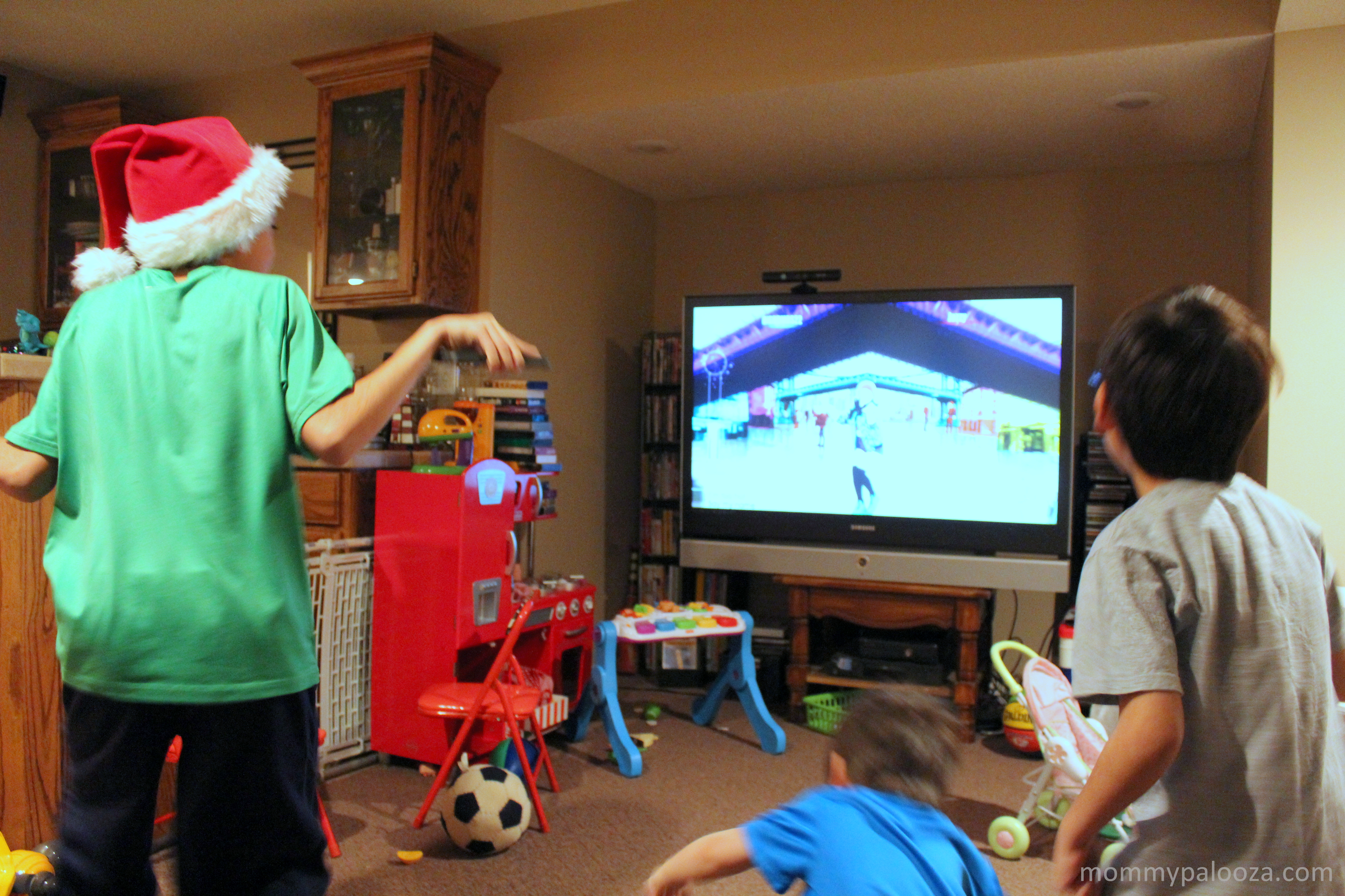 JUST DANCE 2016 Is the Ultimate Holiday Gift for Kids, Teens, and Families #JustDance2016 #CG