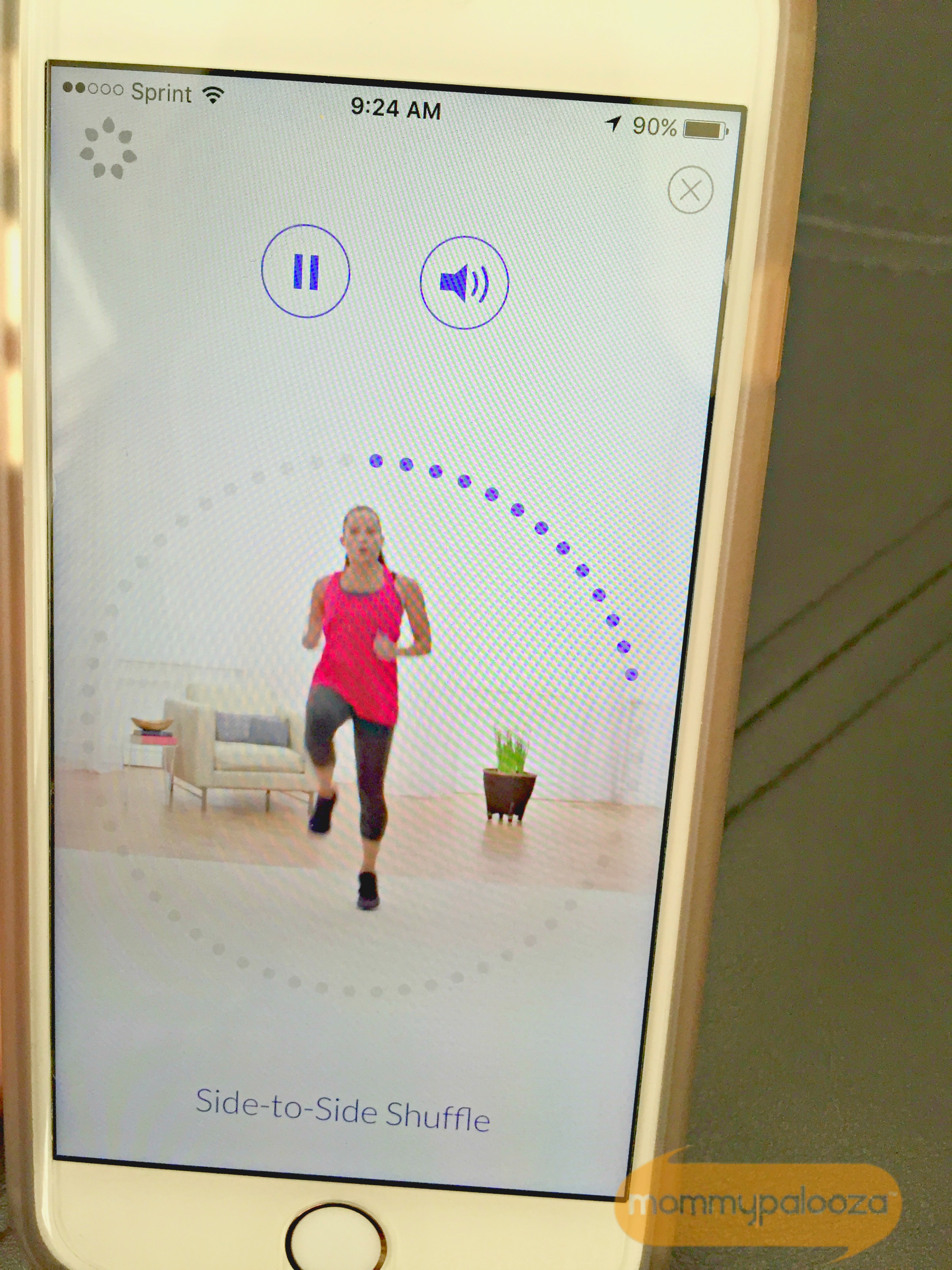Johnson & Johnson 7 Minute Wellness For Expecting and New Moms™ App #7MinMomApp