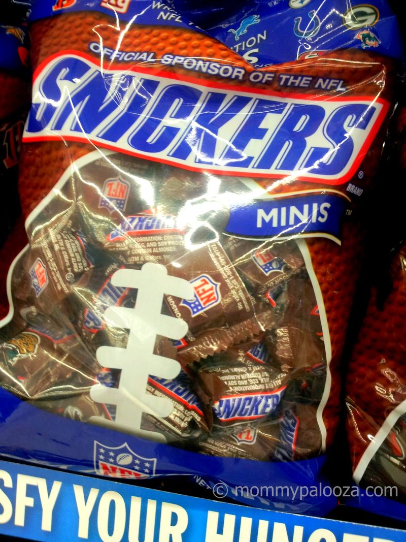  SNICKERS® Brand NFL Minis