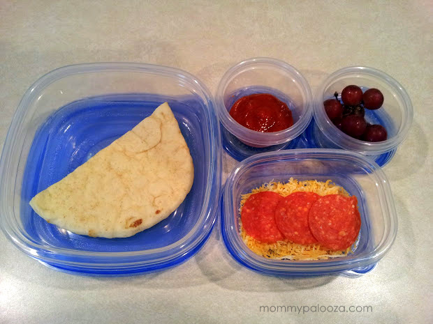 Packing DIY pizzas for your kids' school lunch with Glad® Food Storage containers