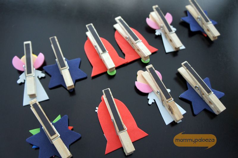 christmas-card-holder-hanger-display-with-clothespin-ornament-craft-kids