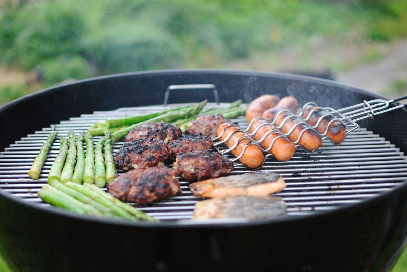 Outdoor kitchen